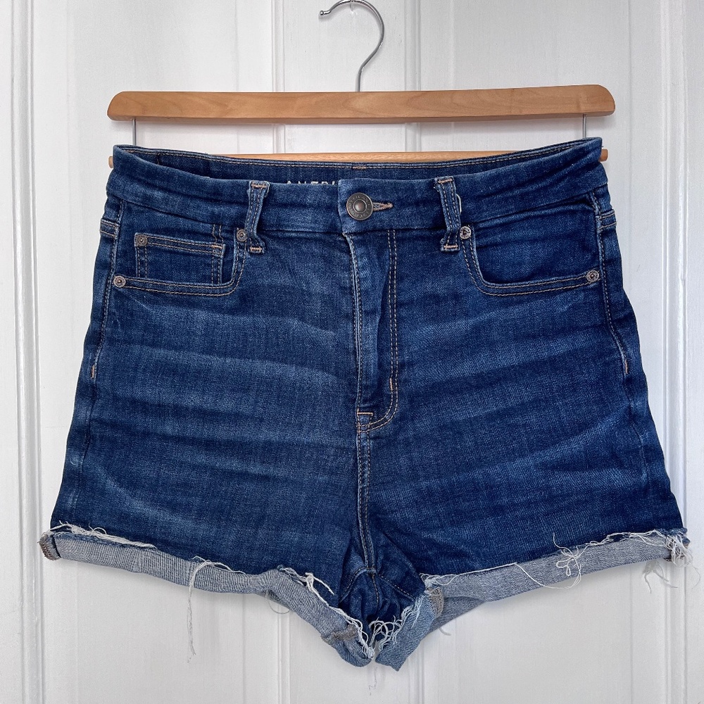 American Eagle Curvy High-Waisted Shorts